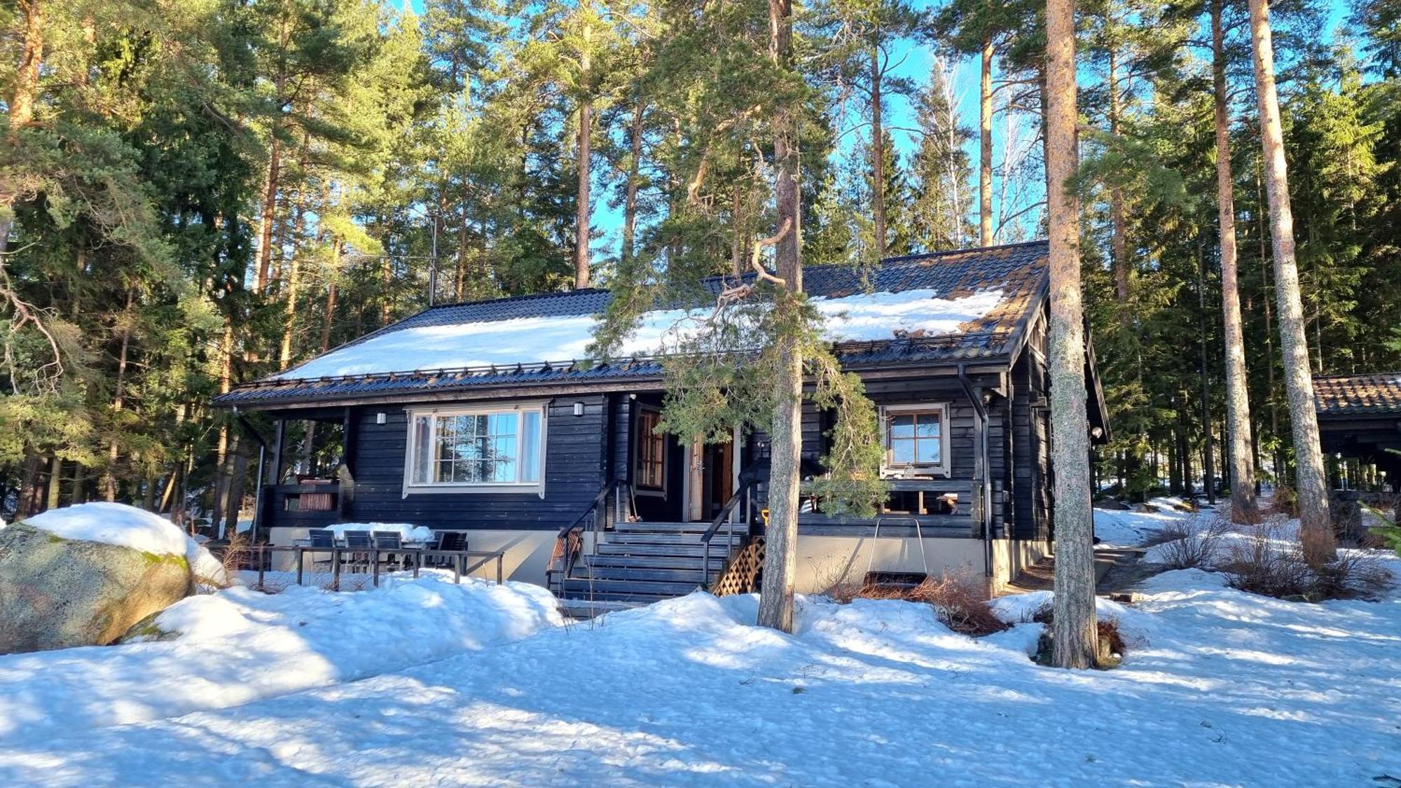 Villa Skitunaes Pyhtaa Екстер'єр фото